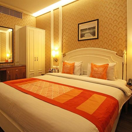 Hotel Bright New Delhi Buitenkant foto