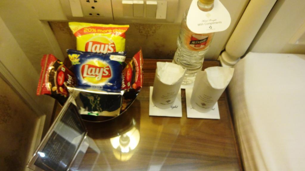 Hotel Bright New Delhi Buitenkant foto