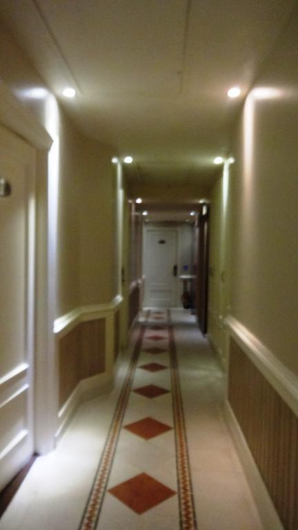 Hotel Bright New Delhi Buitenkant foto