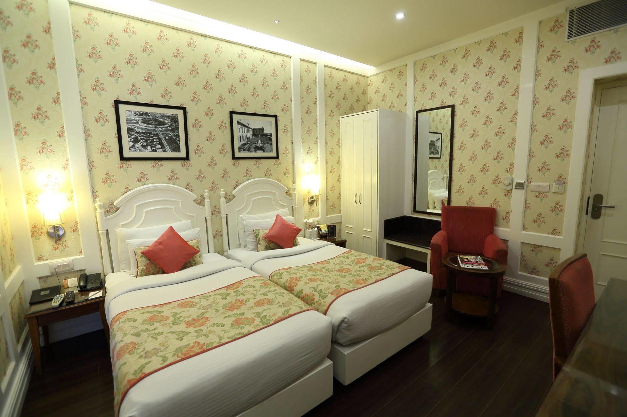 Hotel Bright New Delhi Buitenkant foto